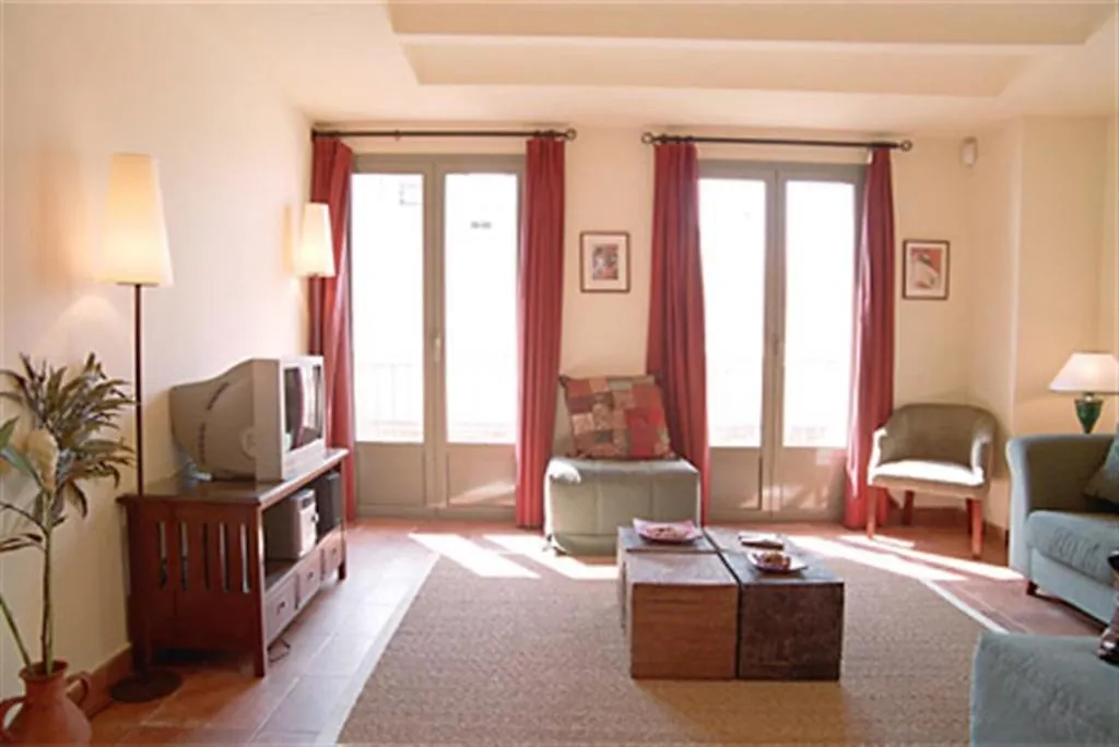 Friendly Rentals Dali Barcelone